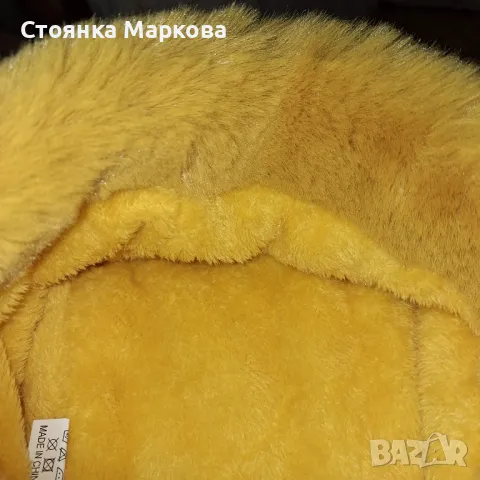 Нова патешко жълта шал-шапка, снимка 6 - Шапки - 47749710