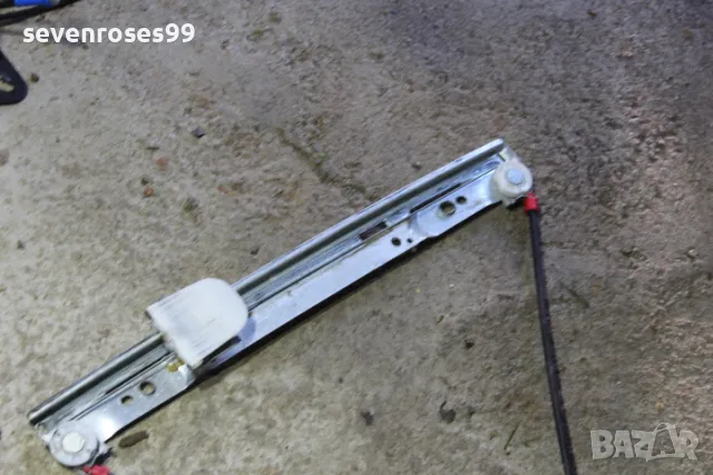 Механизъм стъкло дясно Форд Фиеста 6 2011 1.4tdci 68hp Ford Fiesta 6 2/3 врати, снимка 5 - Части - 48306285