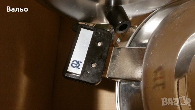 НОВА Българска електрическа тенджера, снимка 3 - Печки, фурни - 32311930