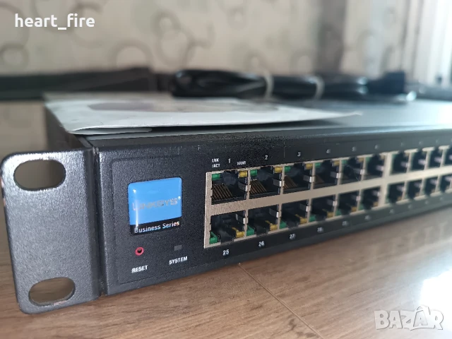 Linksys/CISCO SLM248G, снимка 4 - Суичове - 50635600