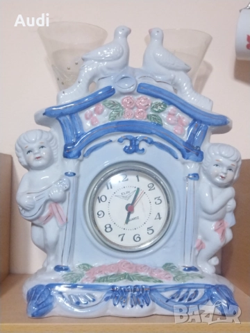 Голям порцеланов часовник 