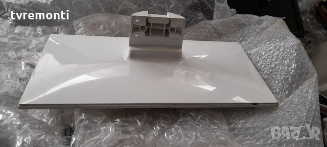 Стойкa за телевизор Telefunken модел  XH32D401D-W 