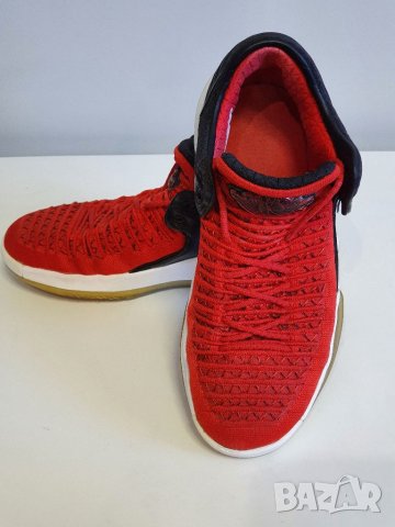 JORDAN  38 номер оригинални , снимка 4 - Маратонки - 38005123