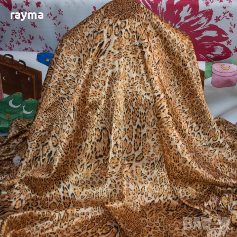 -40% Плат италиански дизайнерски еластичен сатен принт леопард, снимка 5 - Платове и дамаски - 50916148