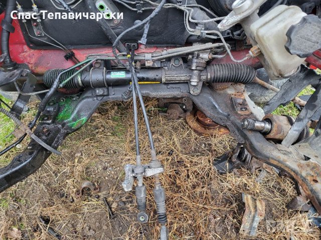 Рейка за Хюндай Купе 2.7 бензин, снимка 5 - Части - 39338791