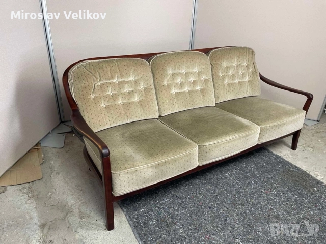 Старинен диван в много добро състояние , снимка 2 - Антикварни и старинни предмети - 52010371