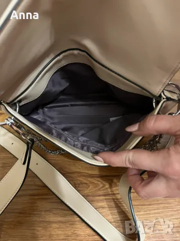 Дамска чанта, снимка 2 - Чанти - 48157258