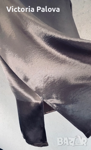 Луксозна блуза LE COMTE satin - елегантен Metallic шик, снимка 7 - Блузи с дълъг ръкав и пуловери - 52430303