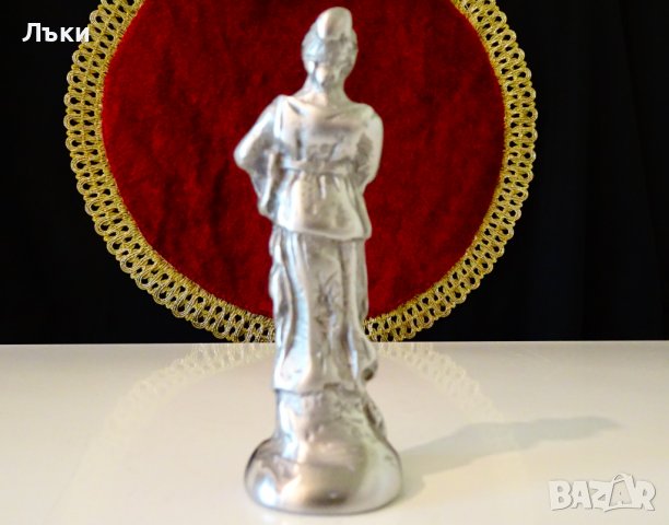 Статуетка,фигура Дама от калай 300 гр. , снимка 5 - Статуетки - 37998320