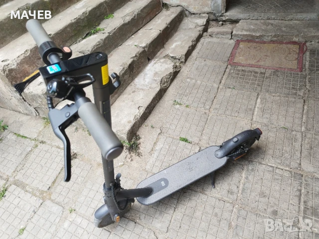Електрическа Тротинетка Xiaomi, снимка 3 - Скутери и тротинетки - 50468018