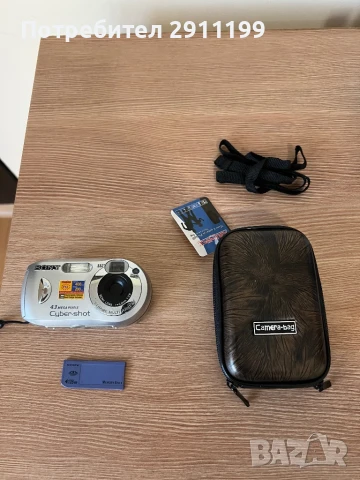 Фотоапарат Sony 4,1Mp, снимка 8 - Фотоапарати - 50726381