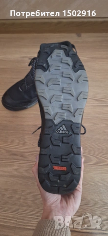 Мъжки зимни обувки adidas gore tex. , снимка 2 - Маратонки - 53381976