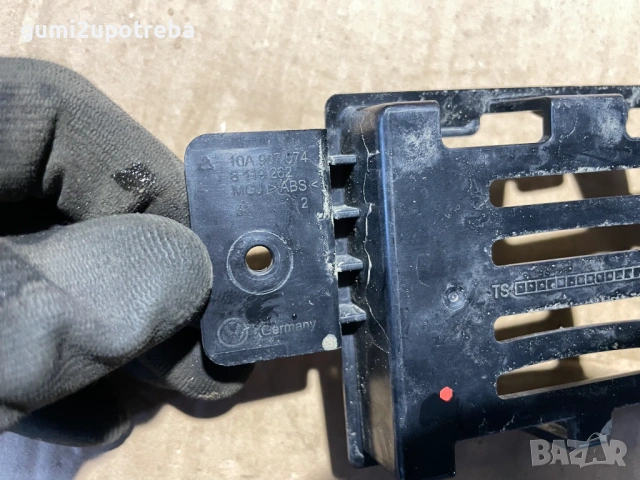 Държач Радар Сензор 10A907574 Volkswagen ID.3 E11 pro, снимка 3 - Аксесоари и консумативи - 53505058