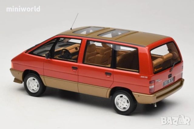 RENAULT ESPACE MK1 2000 TSE - мащаб 1:18 на OttoMobile моделът е нов в кутия, снимка 5 - Колекции - 53097134