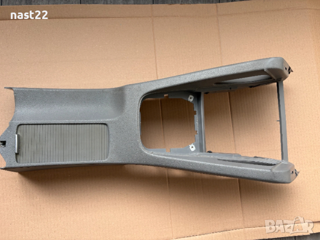 Централна конзола-ръчна Голф 5 Пасат VW Golf 5 