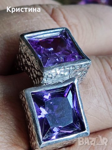 Интересен сребърен пръстен с Пурпурни Аметисти