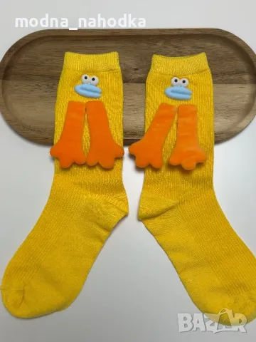 Чорапи с ръчички, снимка 3 - Дамски чорапи - 49792019