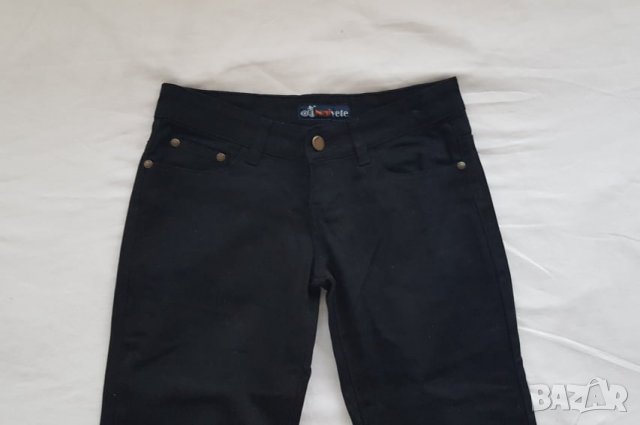 Черен панталон,тип дънки, 25 номер, снимка 2 - Панталони - 35594629