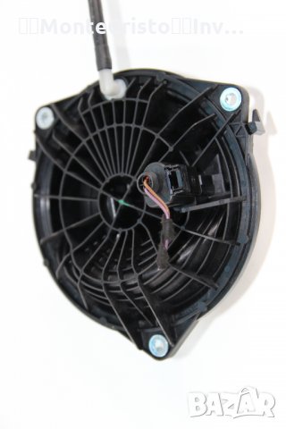 Емблема заден капак VW Passat B8 седан (2015-2019г.) бутон / 3G5.827.469 / 3G5827469 задна емблема, снимка 4 - Аксесоари и консумативи - 35189092