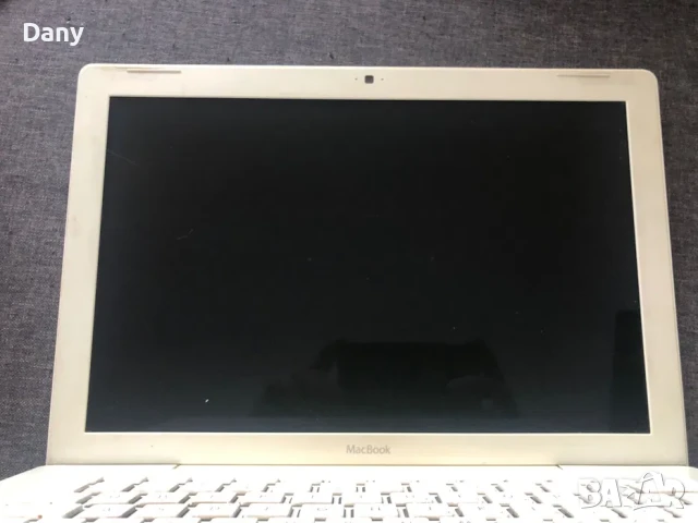 MacBook 13-inch, Late 2009 White, снимка 5 - Лаптопи за дома - 51365812