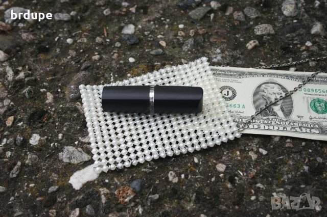 Чанти за телефон с  перли абитуриентски чанти. Булчински чанти, снимка 10 - Калъфи, кейсове - 29020145