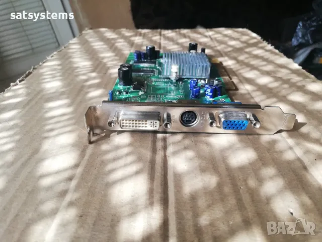 Видео карта ATi Radeon Sapphire R9250 128MB DDR 128bit AGP, снимка 2 - Видеокарти - 47980003