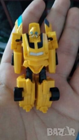 🤖 Bumblebee Transformers коли-роботи с преобразуване - Трансформърс, снимка 5 - Коли, камиони, мотори, писти - 28029451