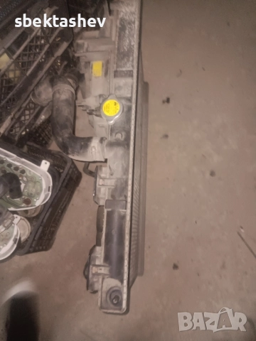 радиатор за мицубиши каризма , снимка 2 - Части - 52267427