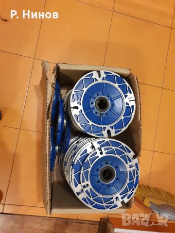 Фланец за редуктор ФЛАНЦИ ЗА РЕДУКТОРИ ел.двигател / електромотор / електродвигатели, снимка 1