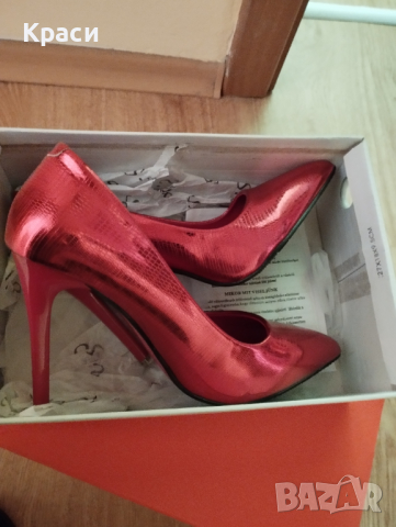 Обувки, снимка 1 - Дамски обувки на ток - 44906616