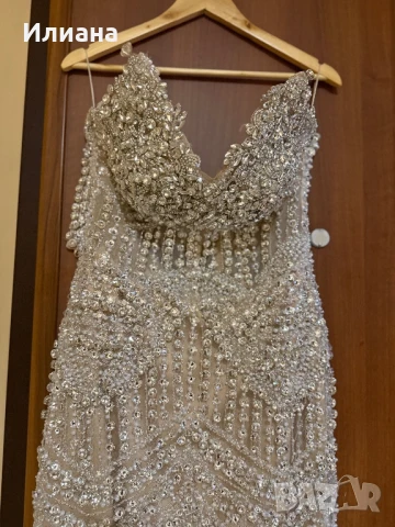 Продавам дамска официална рокля, снимка 1