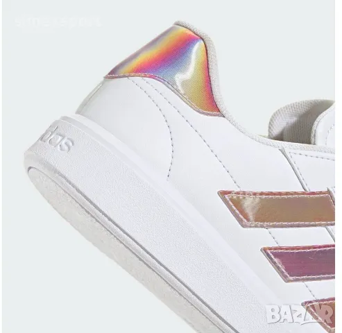 ДАМСКИ МАРАТОНКИ ADIDAS COURTBLOCK , снимка 2 - Маратонки - 47280855