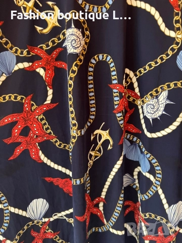 Дълга сатенена ефирна рокля с морски десен в тъмно син цвят M / L размер на марката Calliope 👗👗👗, снимка 10 - Рокли - 52052140