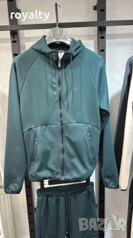 Nike НА ЕДРО Мъжки Спортен Екип Найк 8 Бр.