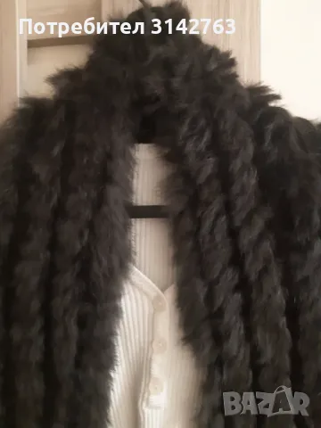 Ефектен интересен елек, естествен косъм и плетиво. , снимка 3 - Елеци - 48679197