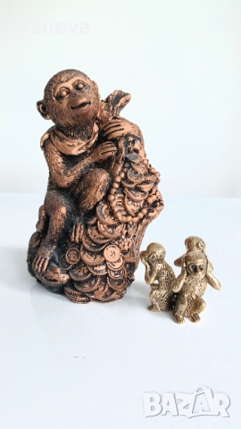 "Трите мъдри маймуни"( 4 см ), бронзова миниатюра и касичка маймунка( 12 см). , снимка 8 - Статуетки - 52978347