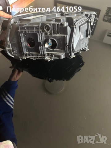 Десен фар Audi Q5, снимка 4 - Части - 52351696