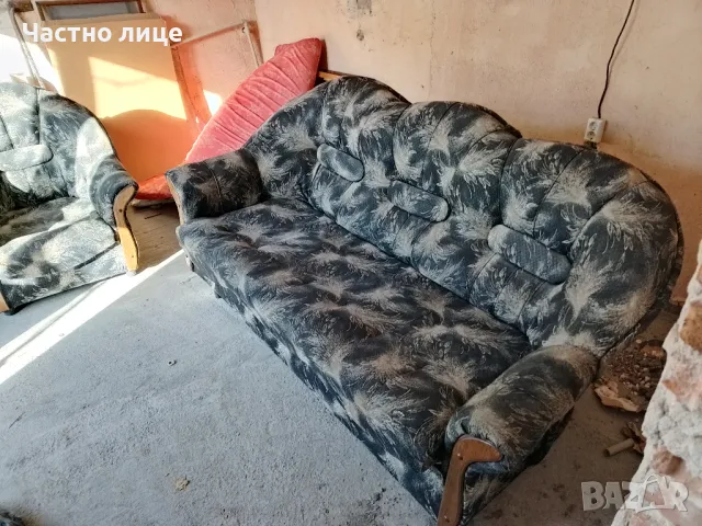 Холова гарнитура .Диван-спалня + два фотьойла. 