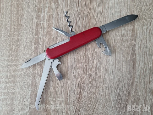 Швейцарски джобен нож Victorinox Camper, снимка 2 - Ножове - 50532652