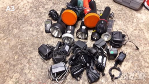 Продавам, снимка 4 - Оригинални зарядни - 27089228