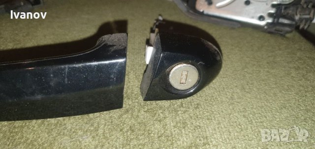 Лява врата за бмв е87 ляво огледало стъклоповдигач машинка брава дръжка патрон с ключ bmw e87 капак , снимка 10 - Части - 36819817