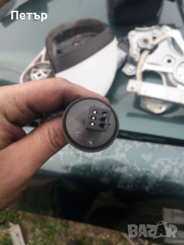 Ляво огледало Корса Д Е, снимка 3 - Части - 38832030