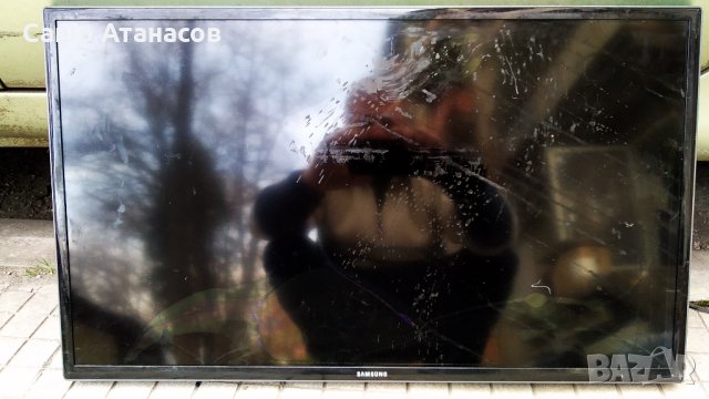 SAMSUNG UE32F4000AW със счупена матрица ,BN44-00604B ,BN41-01955A ,CY-HF320AGLV1H ,BN41-01976B