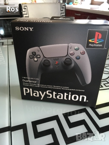 Playstation 5 DualSense - 30th Anniversary, Limited Edition