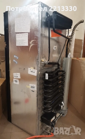 Хладилник Thetford на 12V 220V и газ (30mbar)за кемпер каравана , снимка 15 - Каравани и кемпери - 51681900