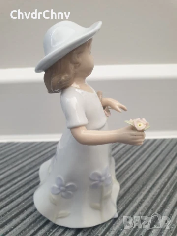 2бр Leonardo статуетки/ЛЕОНАРДО английска порцеланова фигура/ангел-момче с куче-момиче с цветя, снимка 7 - Колекции - 47107114
