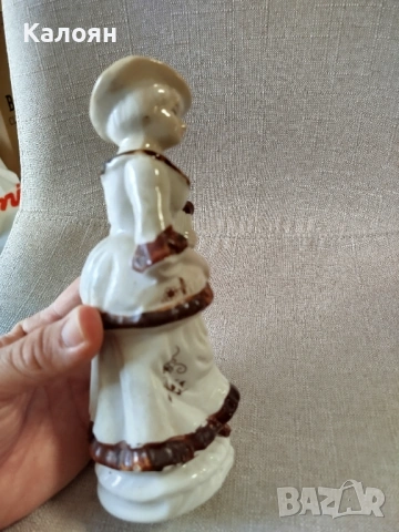 Порцеланова дама, снимка 2 - Статуетки - 53053057