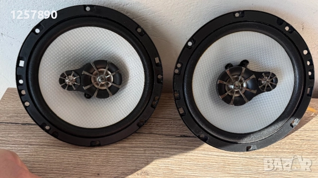 Авто радио Blaupunkt USB тонколони 16.5, снимка 12 - Аксесоари и консумативи - 52649818