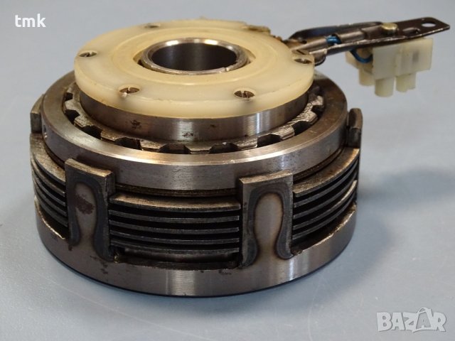 Съединител електромагнитен Binder Magnete 8401309C1 stationary field electromagnetic clutch, снимка 1 - Резервни части за машини - 37998244