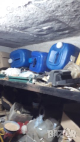 Пластмасови туби, снимка 2 - Бидони, бурета и бъчви - 36672020